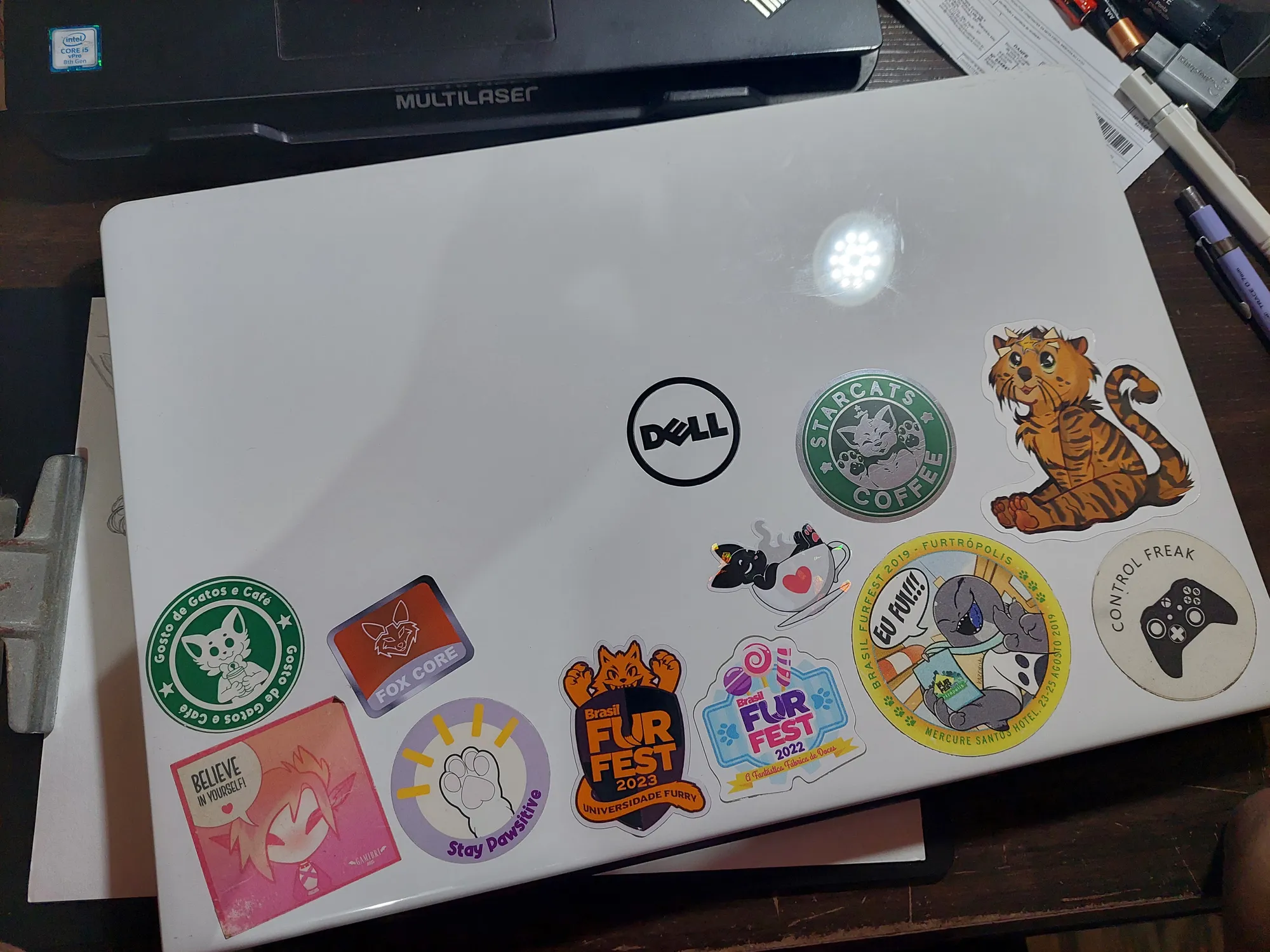 Meu velho Inspiron 5558, um veterano de quase uma década de uso